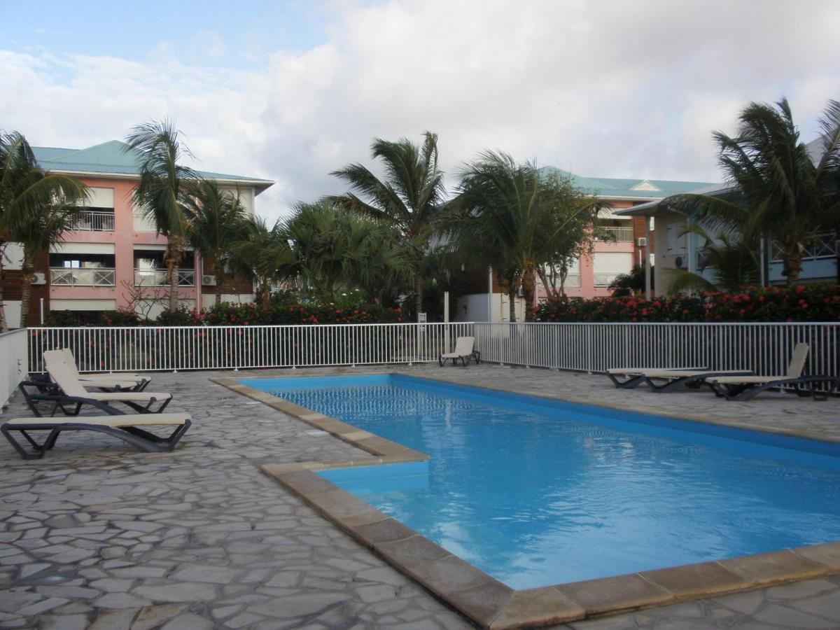 Pipiri Page Crystal Beach- Marina C0Nciergerie Сен Франсоа Екстериор снимка